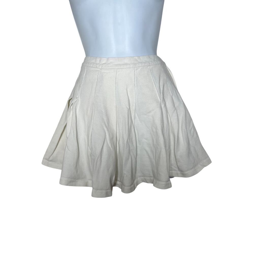 Urban Outfitters Katie Tennis pleated Mini Skirt Casual White Women’s Size Small - Picture 3 of 4